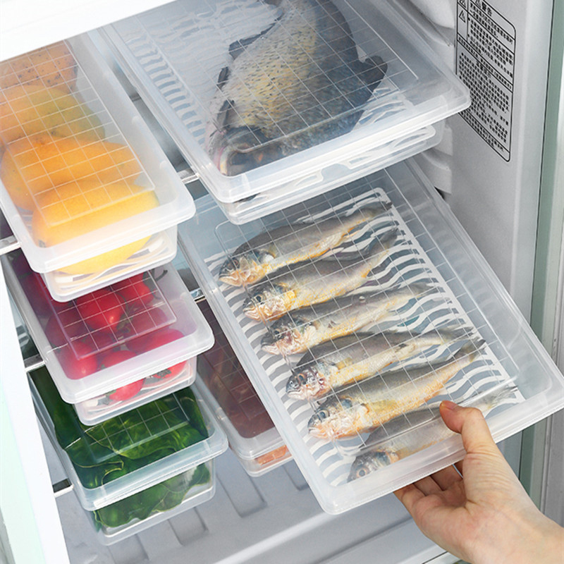 Food Storage Types - 箱入り肉用の冷蔵庫保管庫、蓋付きで冷凍・鮮度保持が可能、串や臭いを防ぐために分離・整理されています。